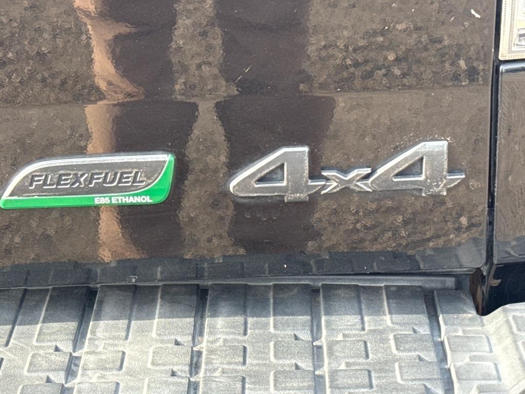 Toyota Tundra Limited 5.7L FFV CrewMax 4WD 2013