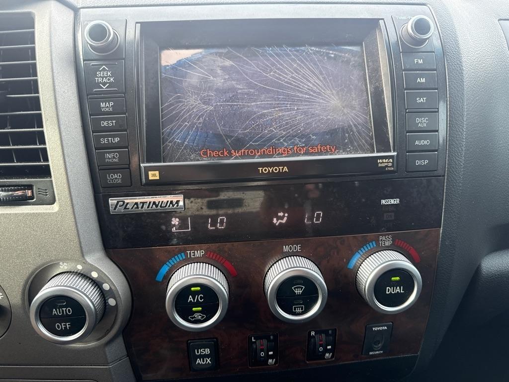Toyota Tundra Limited 5.7L FFV CrewMax 4WD 2013