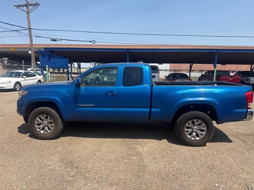 Toyota Tacoma SR5 Access Cab V6 6AT 4WD 2017