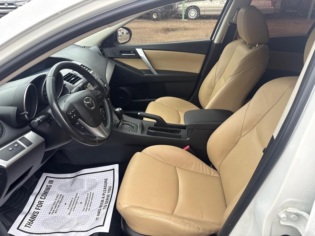 Mazda MAZDA3 i Grand Touring MT 5-Door 2013