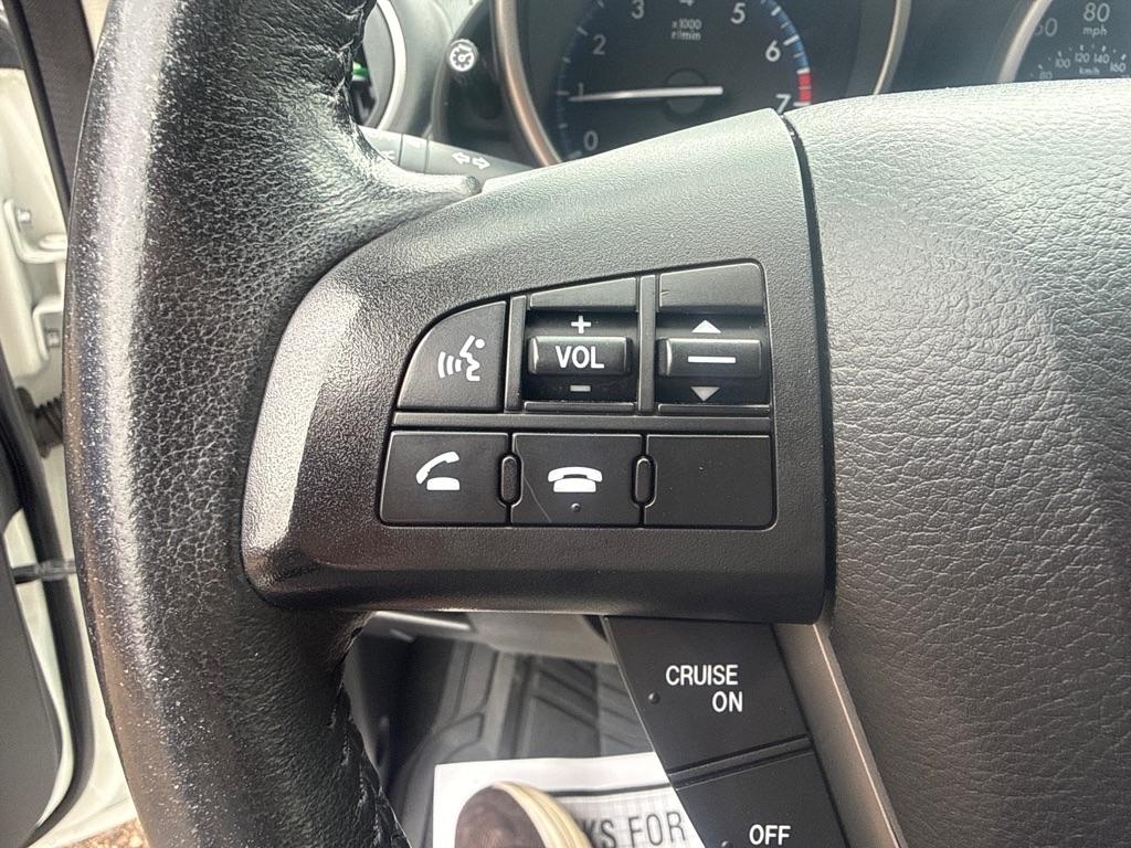 Mazda MAZDA3 i Grand Touring MT 5-Door 2013