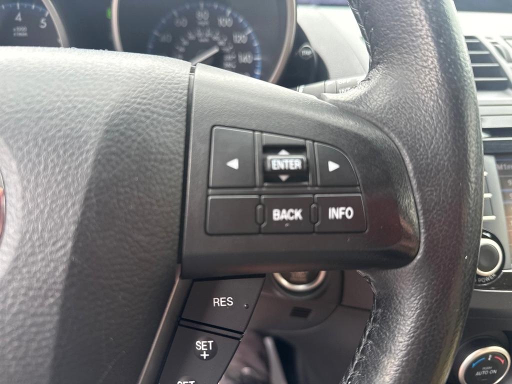 Mazda MAZDA3 i Grand Touring MT 5-Door 2013