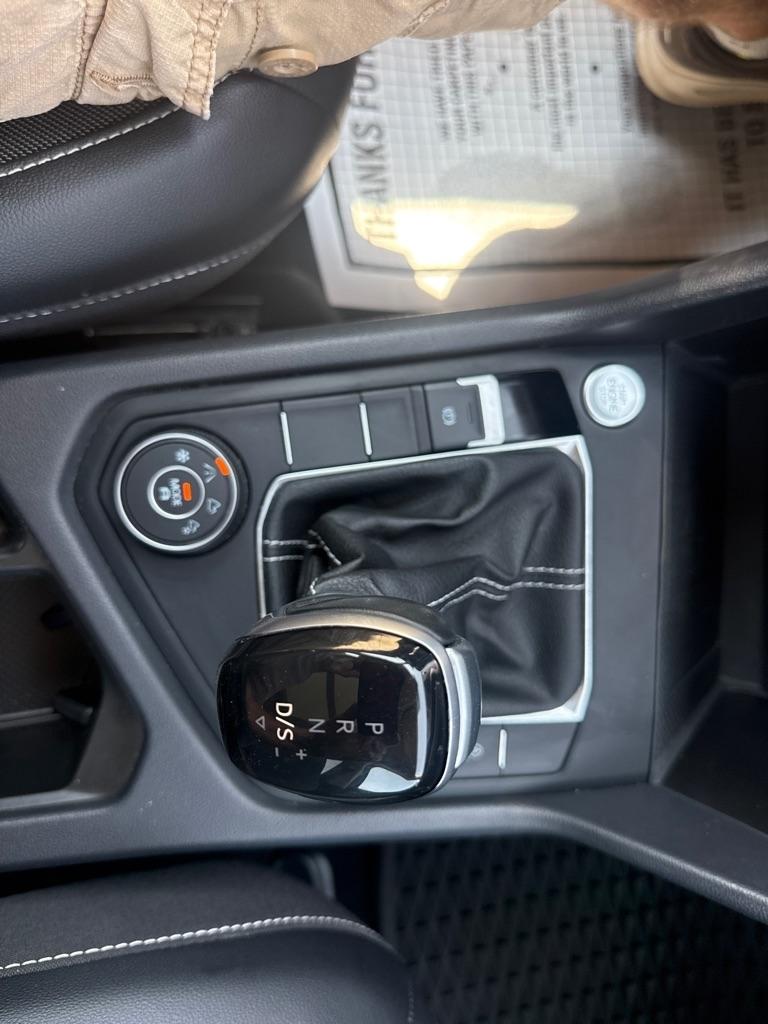 Volkswagen Taos SE 2022