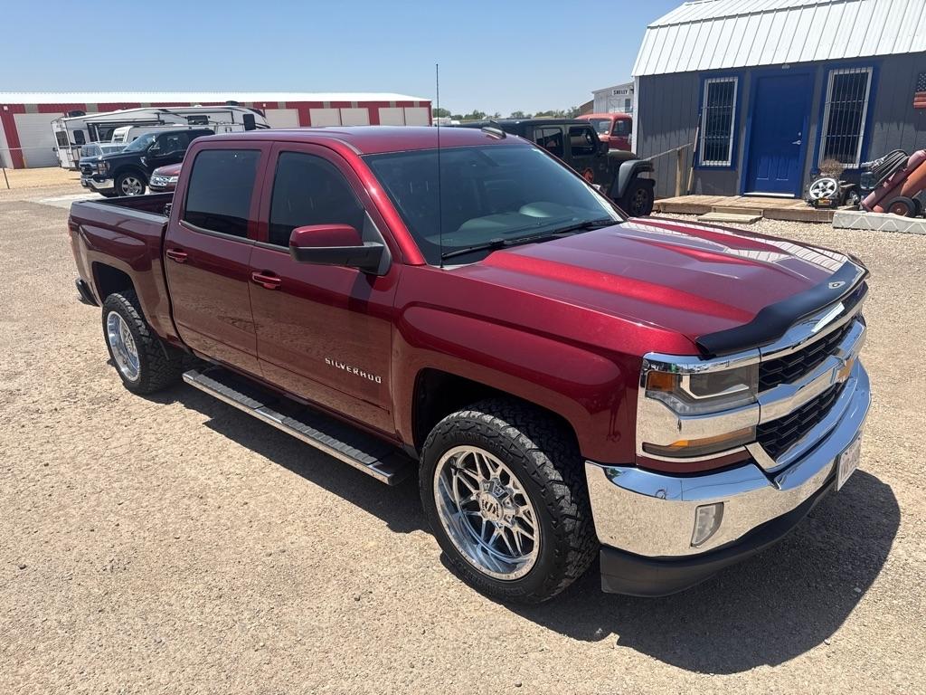 Chevrolet Silverado 1500 LT Crew Cab 2WD 2017