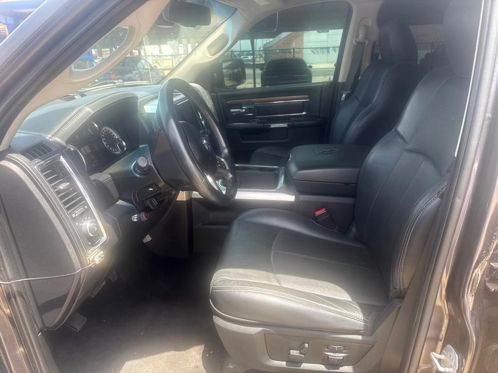 RAM 1500 Laramie Crew Cab SWB 4WD 2018