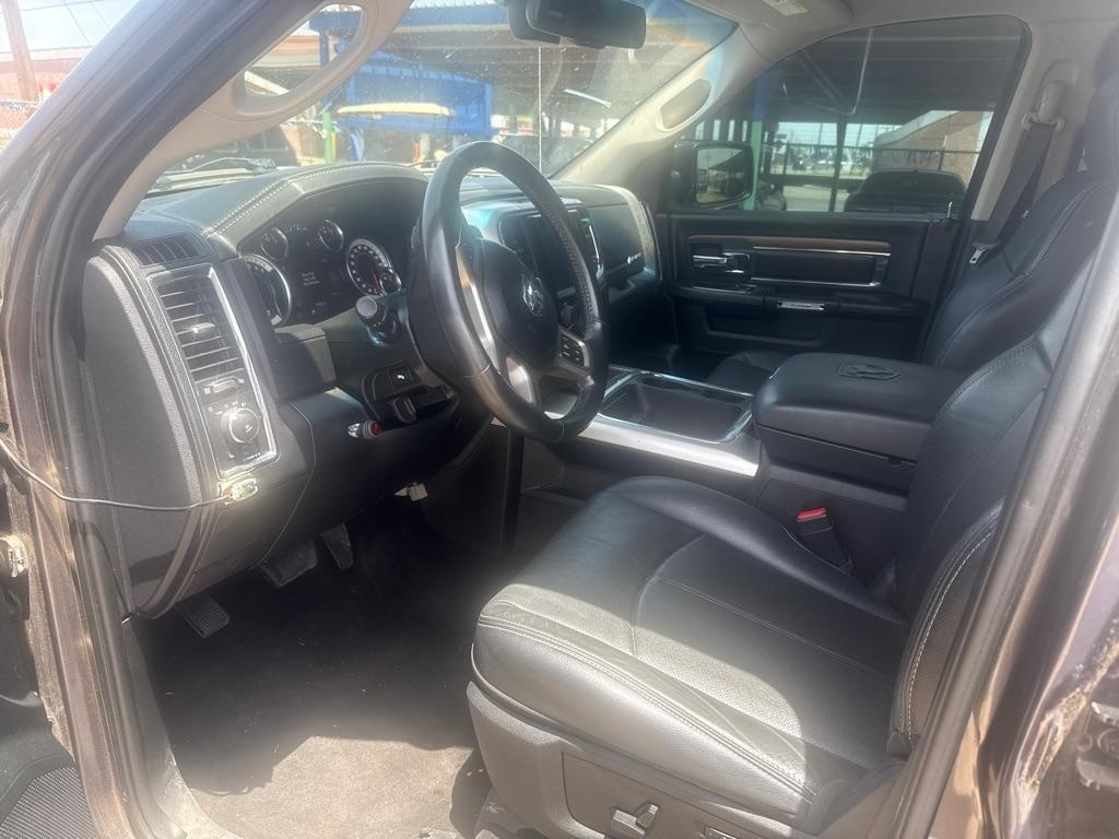 RAM 1500 Laramie Crew Cab SWB 4WD 2018
