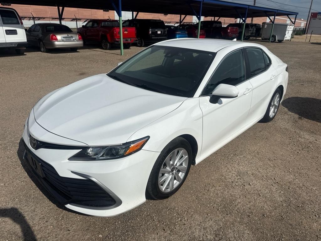 Toyota Camry LE 2022