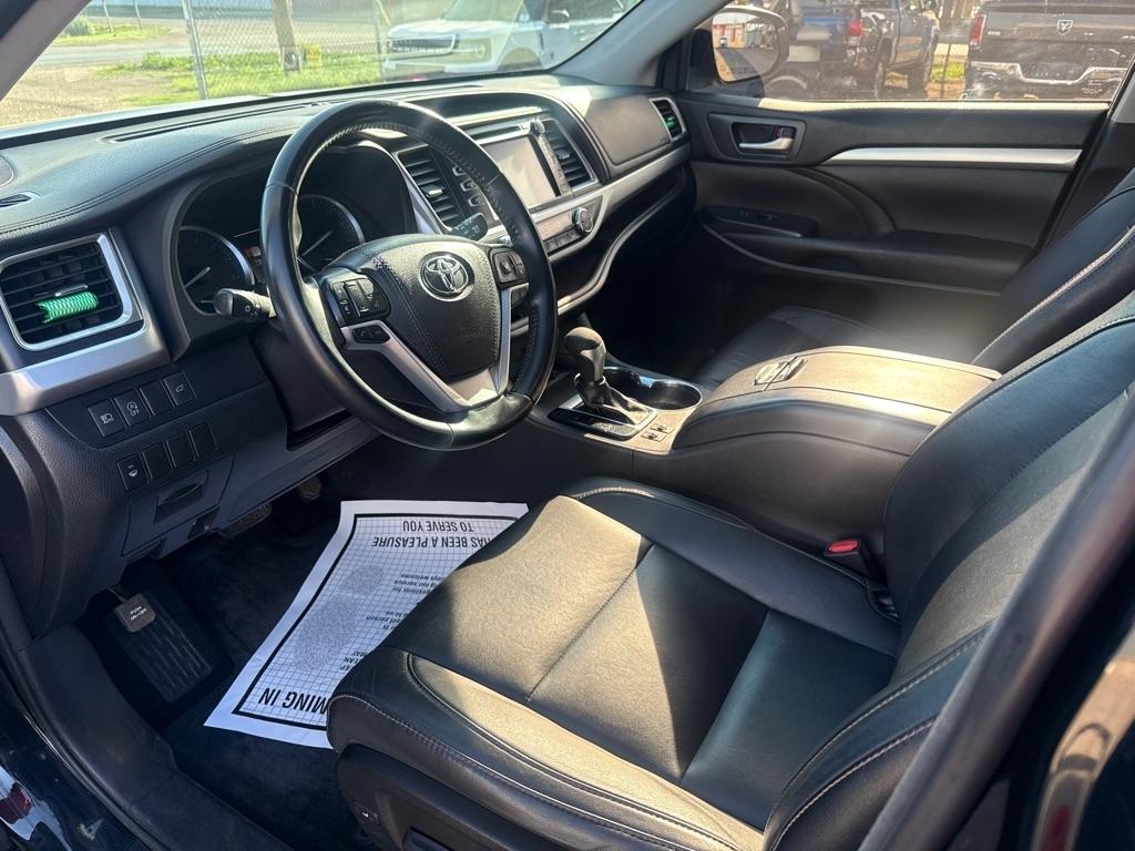 Toyota Highlander SE AWD V6 2018