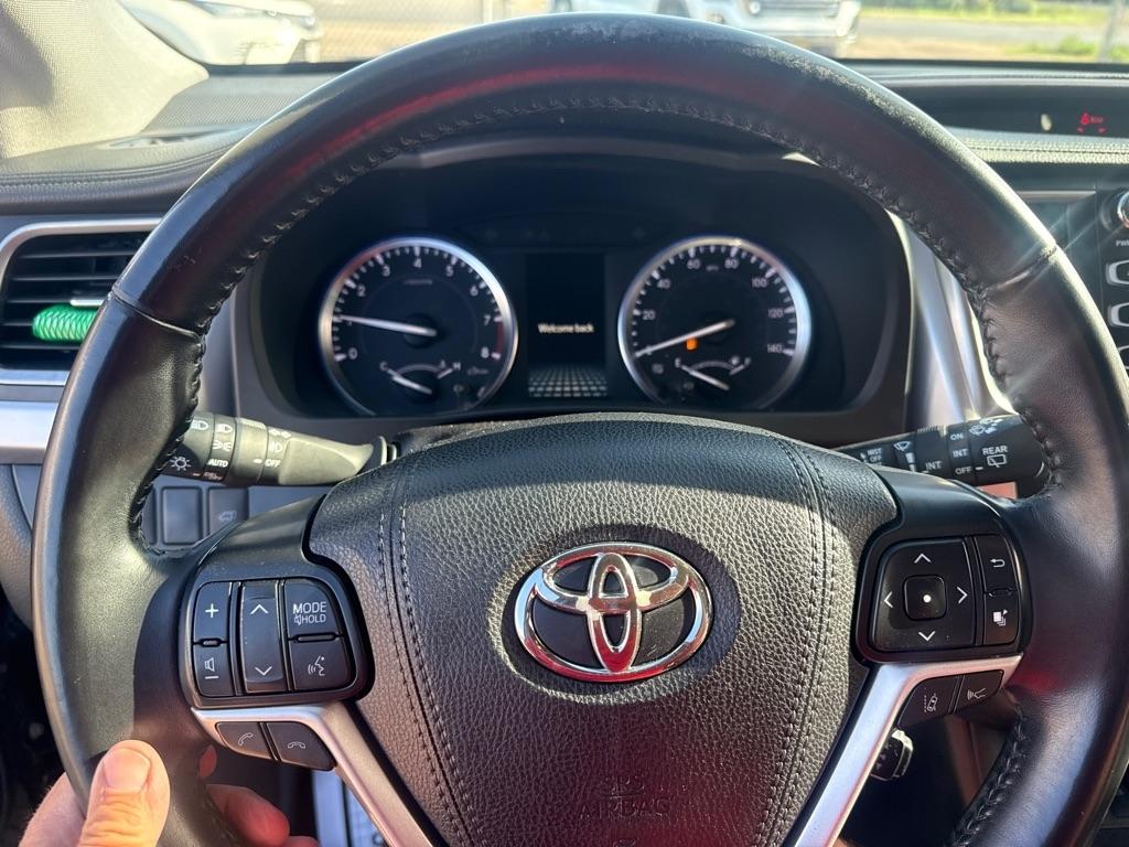 Toyota Highlander SE AWD V6 2018
