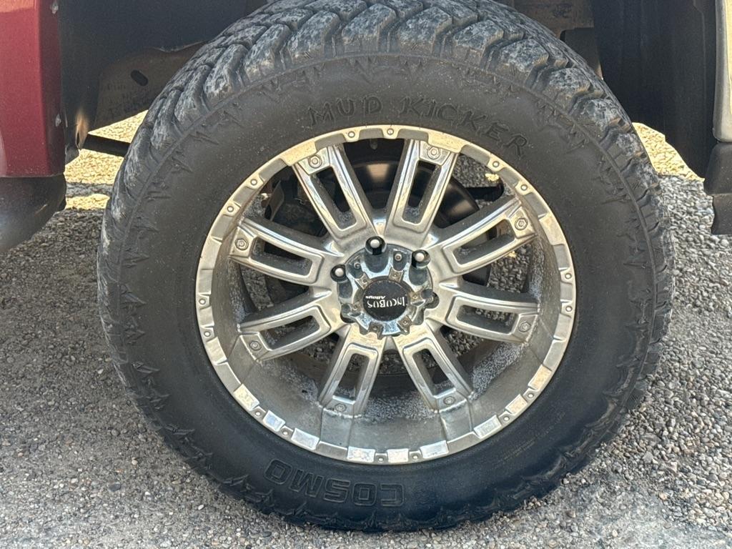 GMC Sierra 1500 SLE Crew Cab 4WD 2011