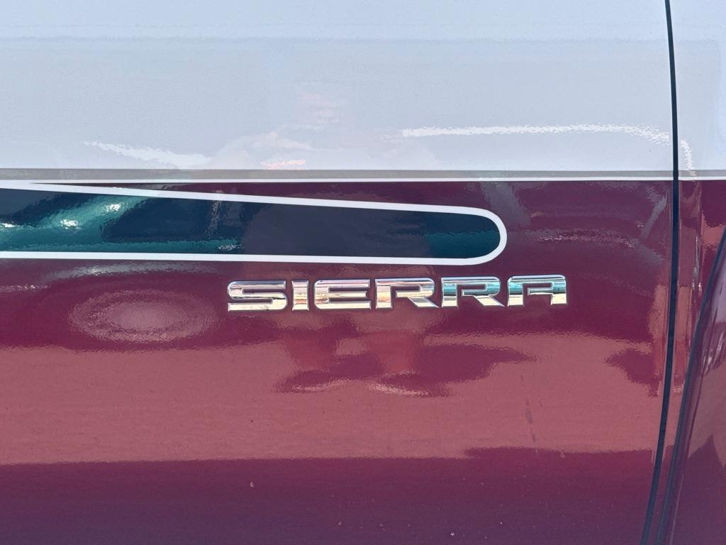 GMC Sierra 1500 SLE Crew Cab 4WD 2011