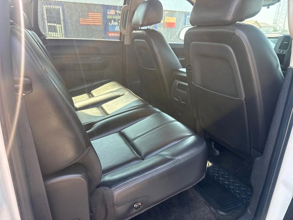 GMC Sierra 1500 SLE Crew Cab 4WD 2011