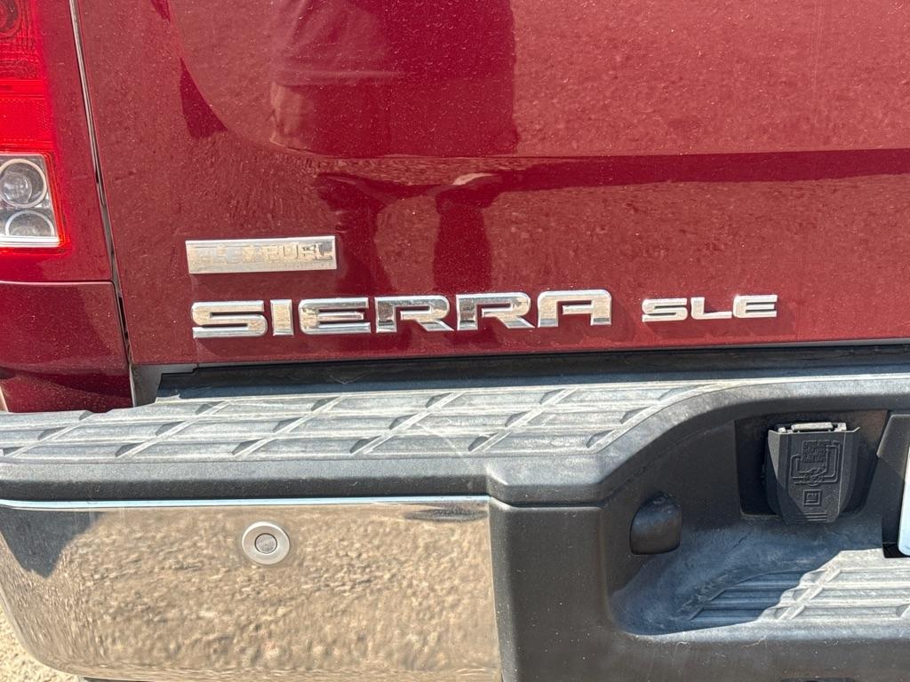 GMC Sierra 1500 SLE Crew Cab 4WD 2011