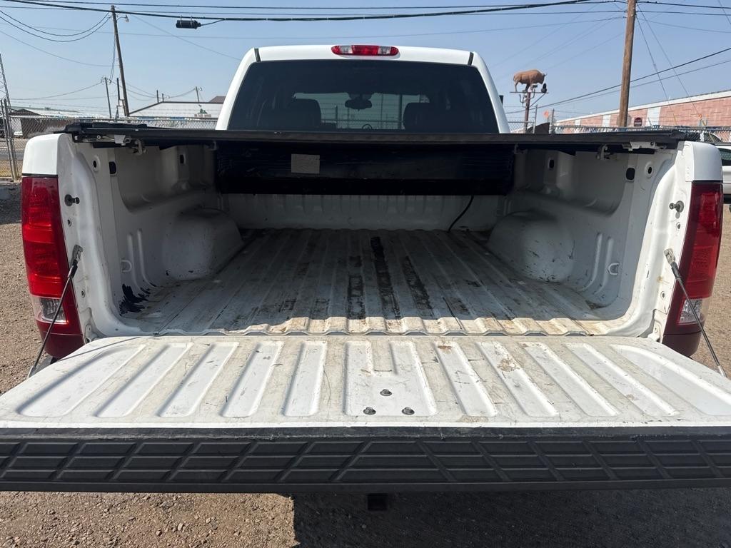 GMC Sierra 1500 SLE Crew Cab 4WD 2011