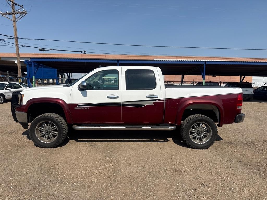GMC Sierra 1500 SLE Crew Cab 4WD 2011