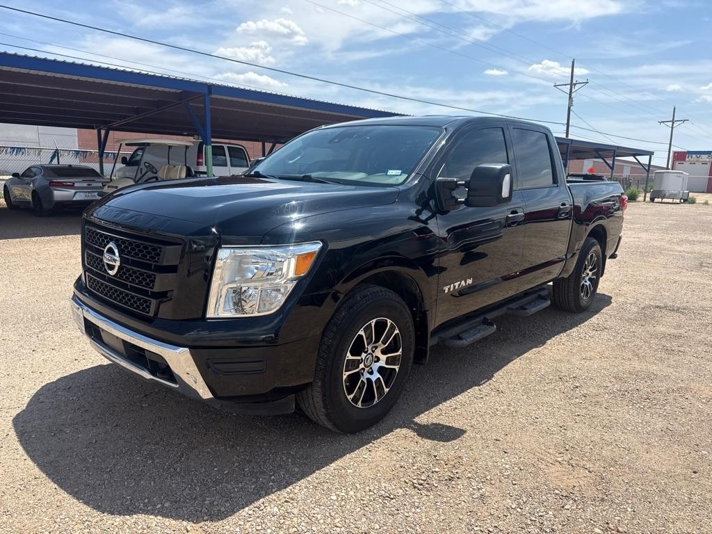 Nissan Titan SL Crew Cab 2WD 2022