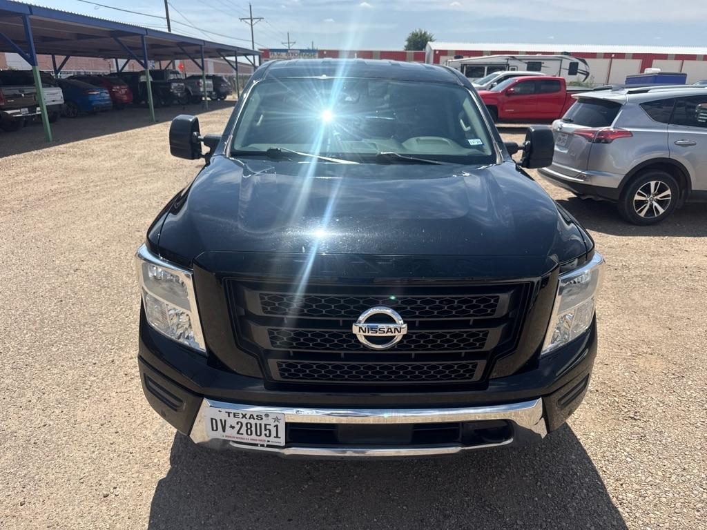 Nissan Titan SL Crew Cab 2WD 2022