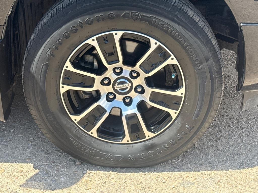 Nissan Titan SL Crew Cab 2WD 2022