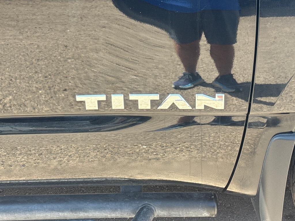 Nissan Titan SL Crew Cab 2WD 2022