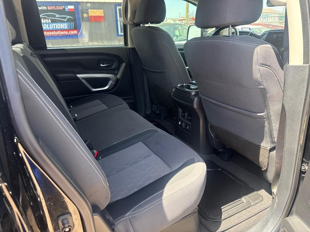 Nissan Titan SL Crew Cab 2WD 2022
