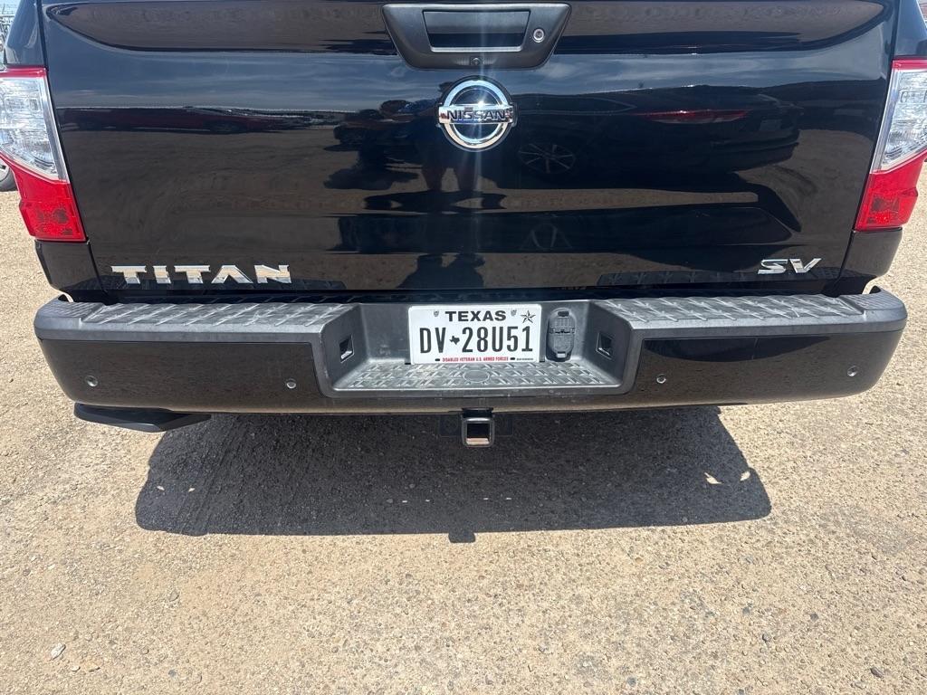 Nissan Titan SL Crew Cab 2WD 2022
