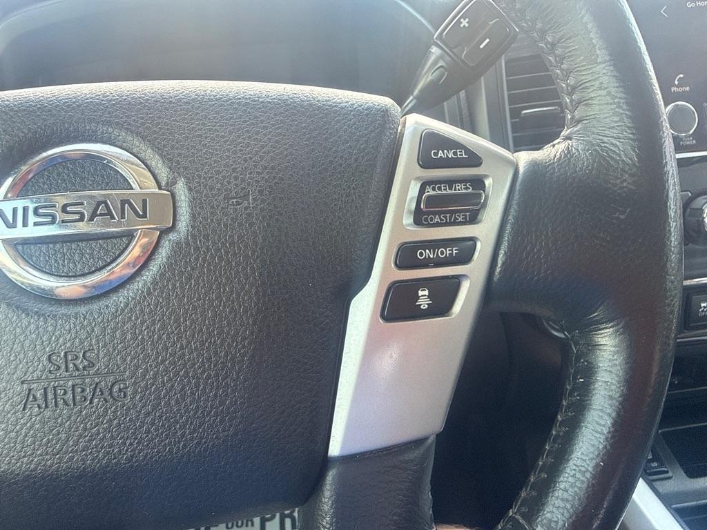 Nissan Titan SL Crew Cab 2WD 2022