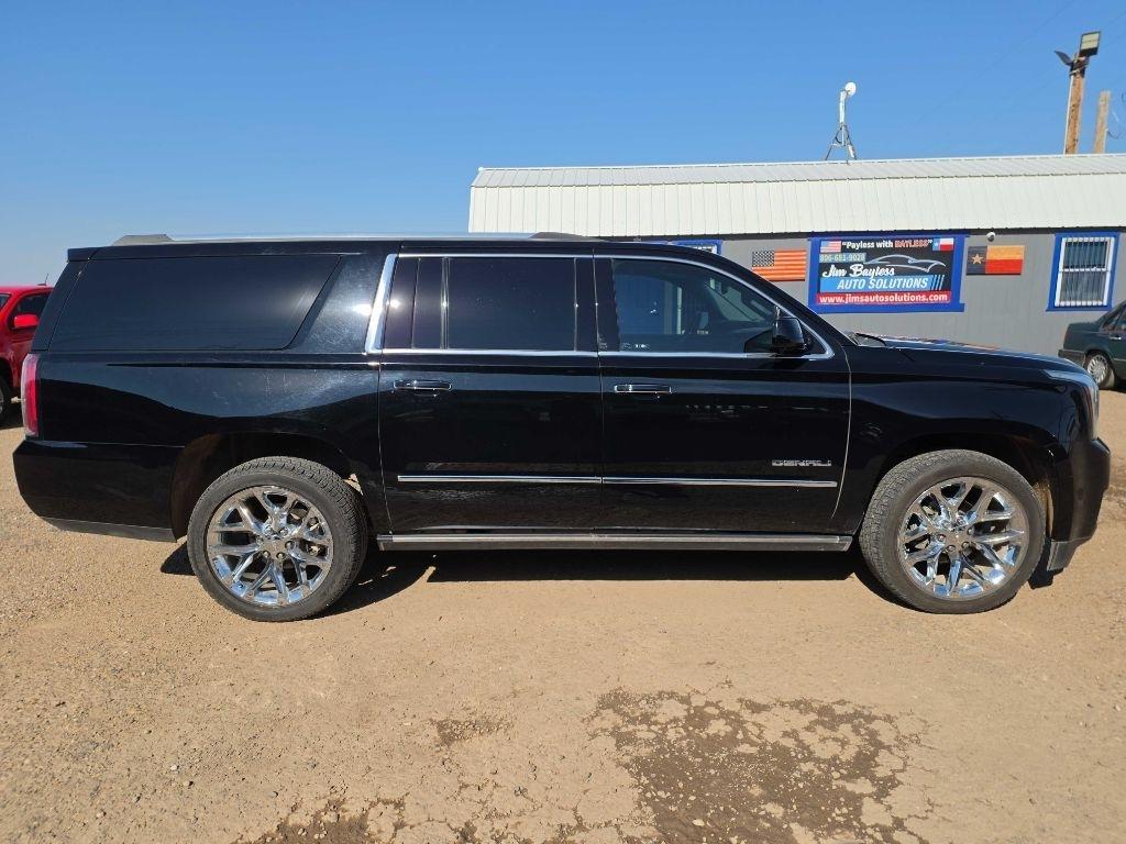 GMC Yukon XL Denali 4WD 2019