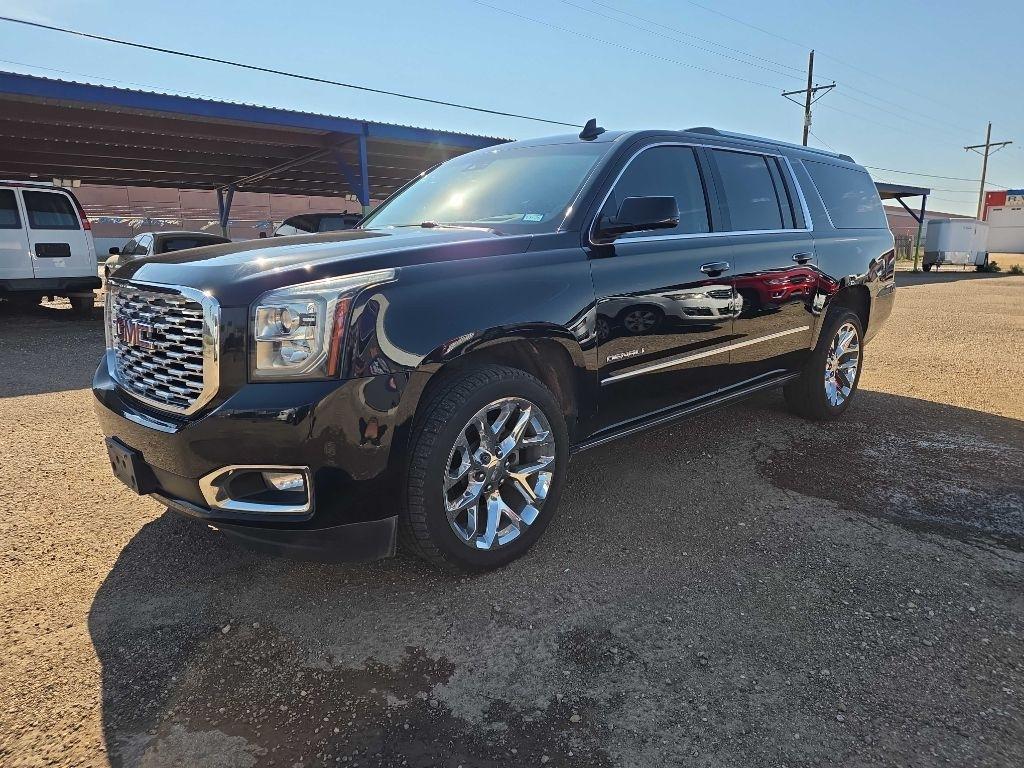 GMC Yukon XL Denali 4WD 2019