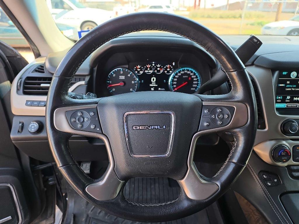 GMC Yukon XL Denali 4WD 2019