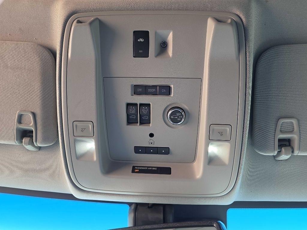 GMC Yukon XL Denali 4WD 2019