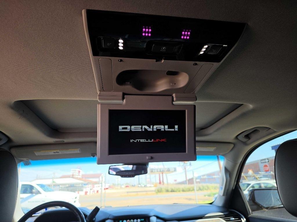 GMC Yukon XL Denali 4WD 2019