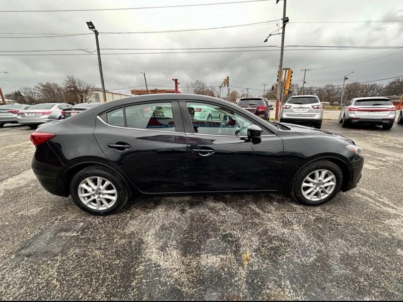 Mazda MAZDA3  2015