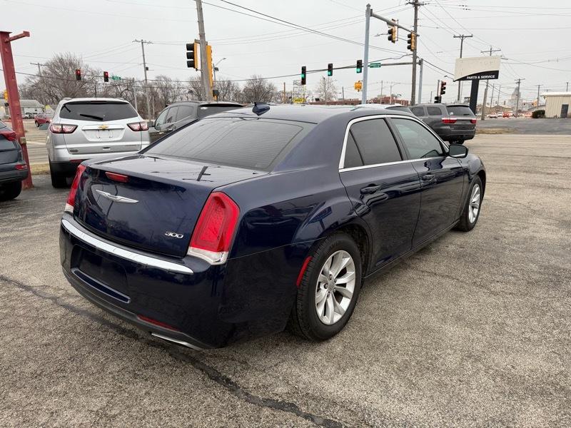 Chrysler 300  2016