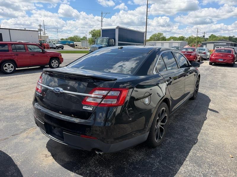 Ford Taurus  2013