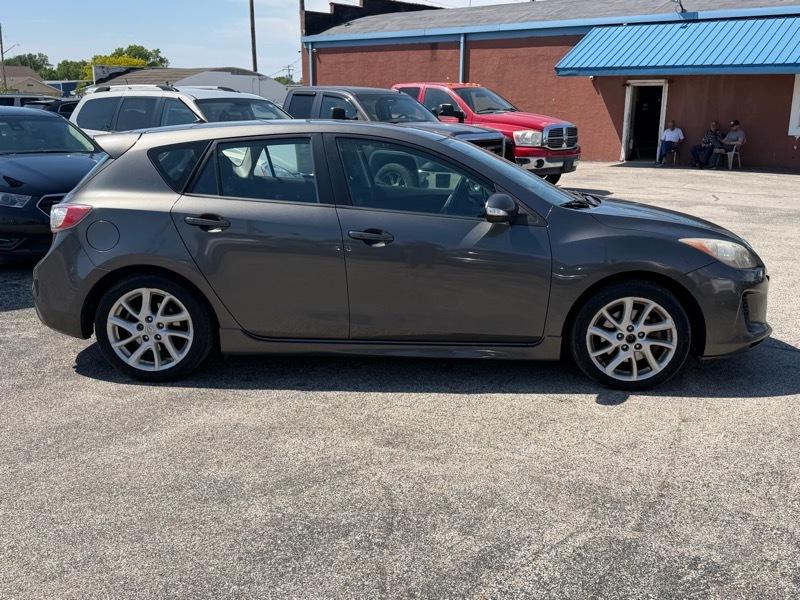 Mazda MAZDA3  2012
