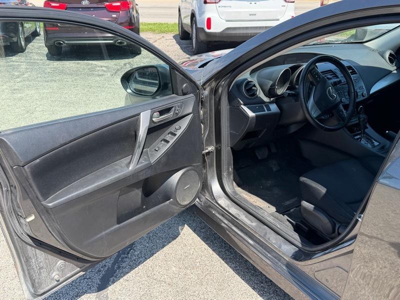 Mazda MAZDA3  2012