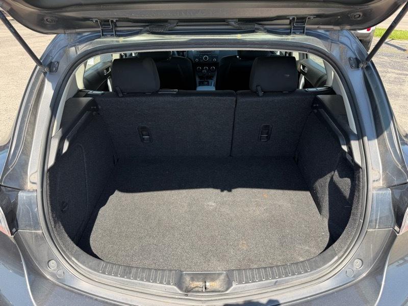 Mazda MAZDA3  2012