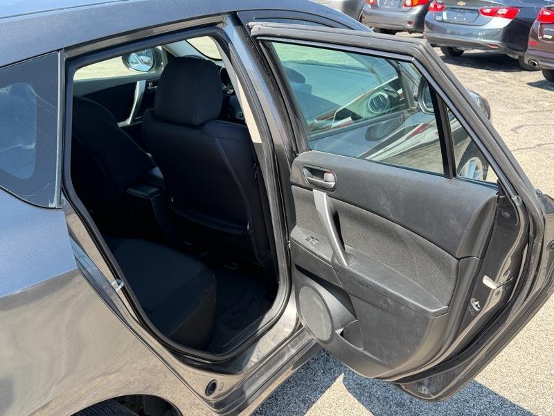 Mazda MAZDA3  2012