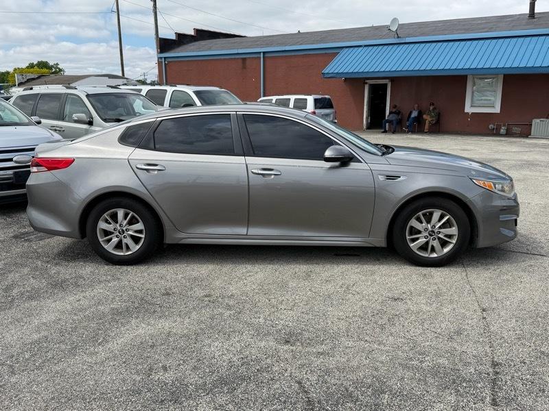 Kia Optima  2016