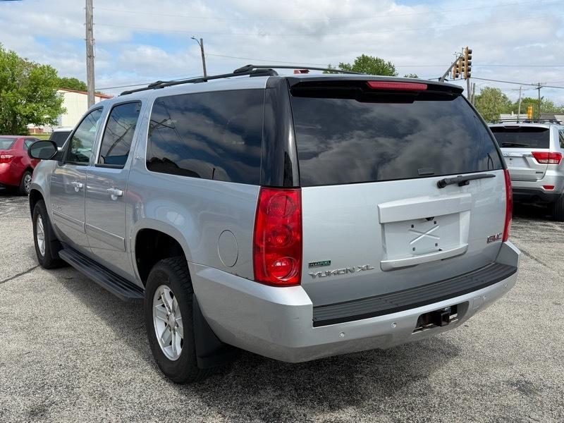 GMC Yukon XL  2012