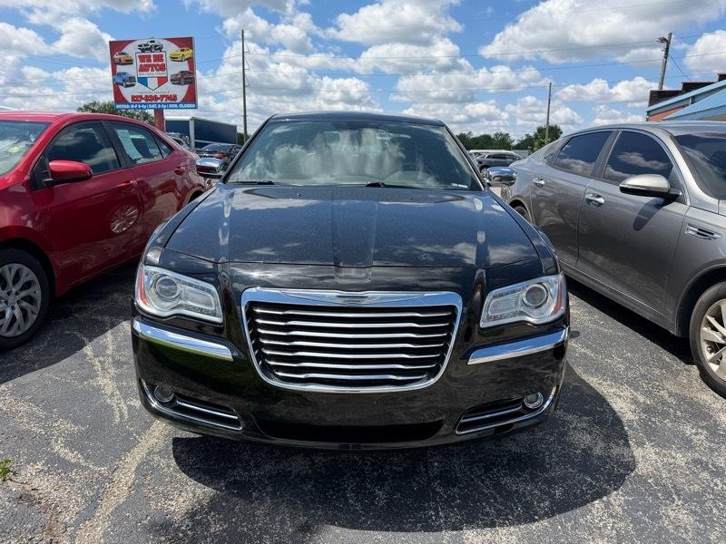 Chrysler 300  2011