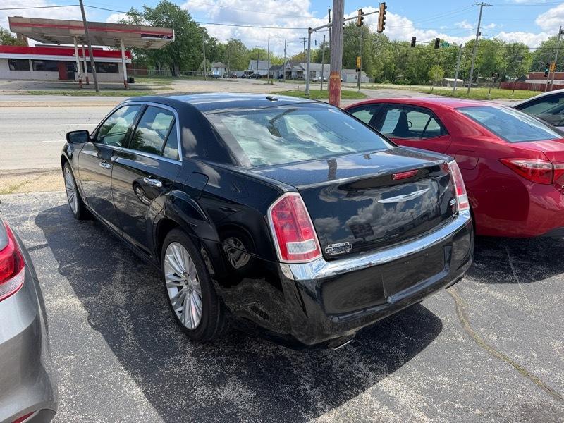 Chrysler 300  2011