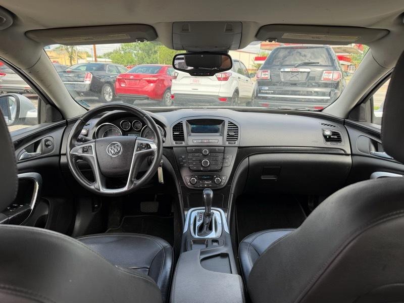 Buick Regal  2011