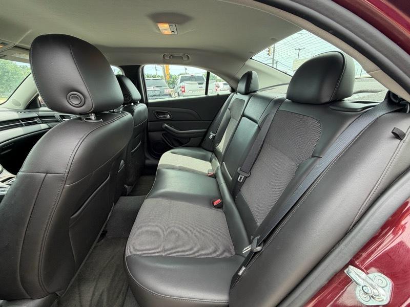 Chevrolet Malibu  2015