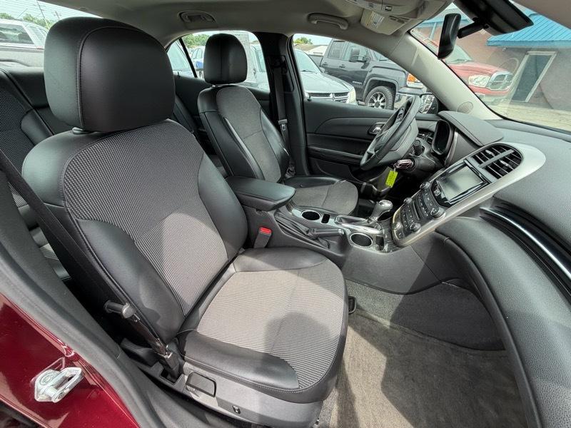 Chevrolet Malibu  2015