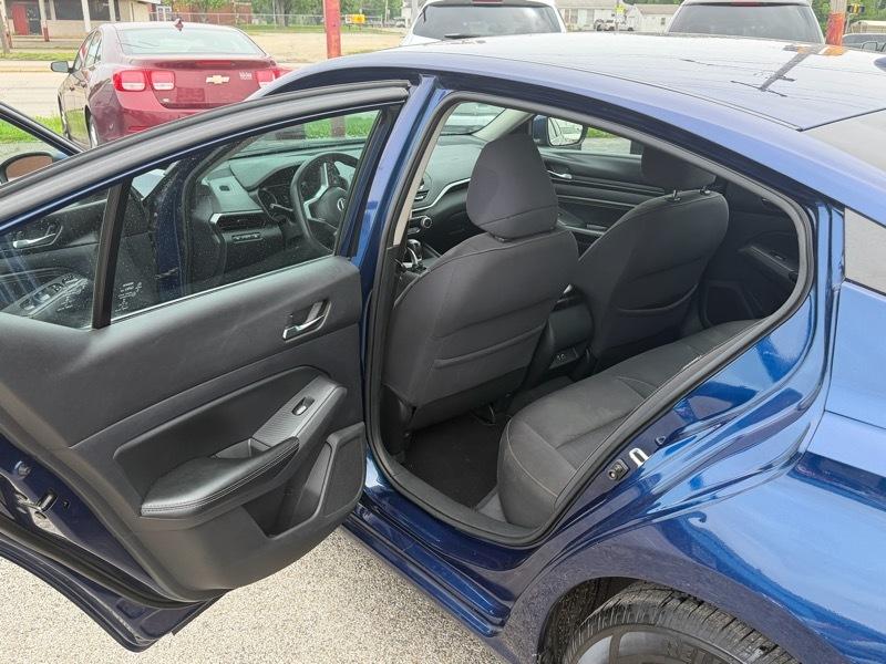 Nissan Altima  2020