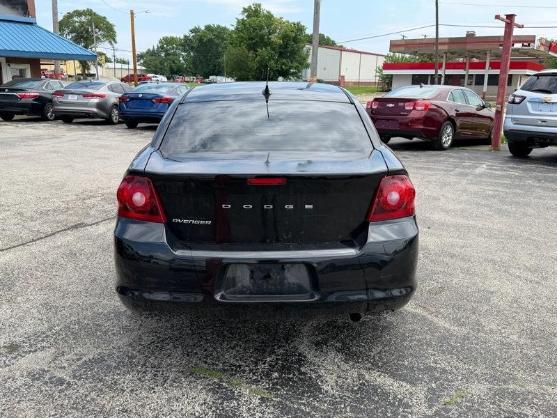 Dodge Avenger  2013