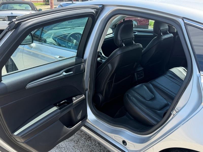 Ford Fusion  2013