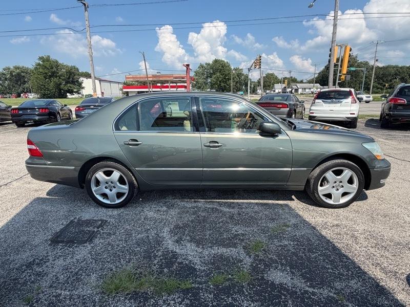 Lexus LS 430  2005