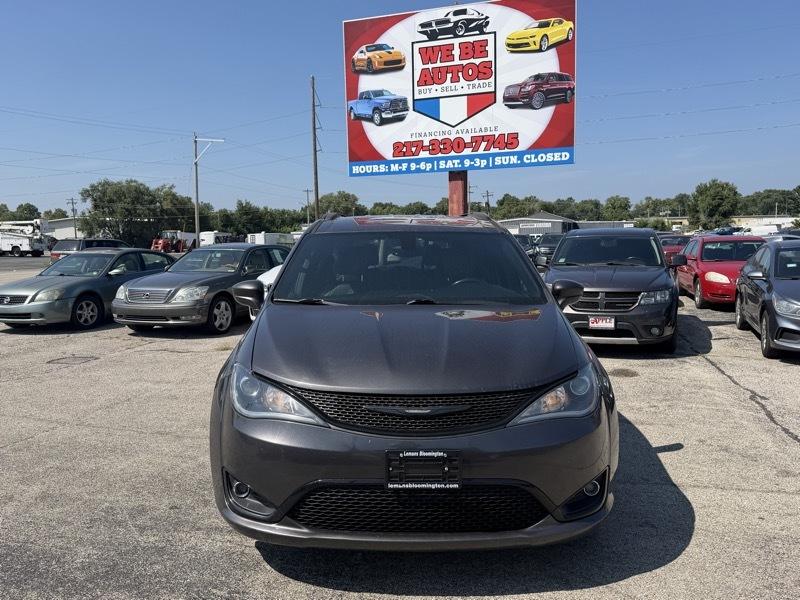 Chrysler Pacifica  2018